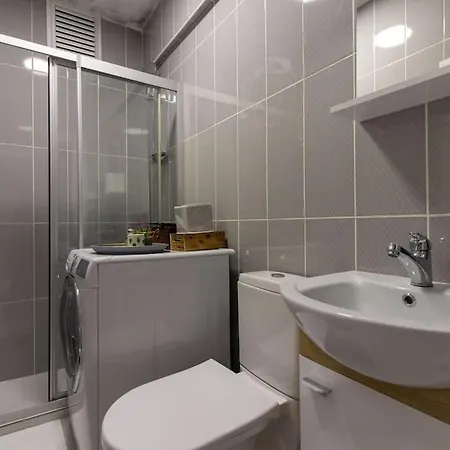 Lively Compact 1br In Moda * اسطنبول